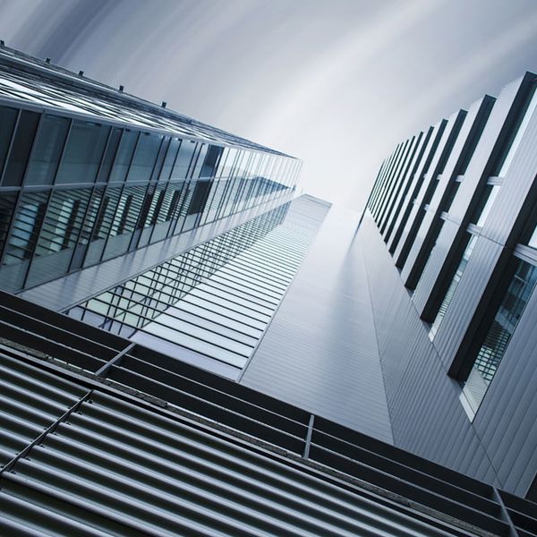 Architektur-367937186 – Format 120x80cm